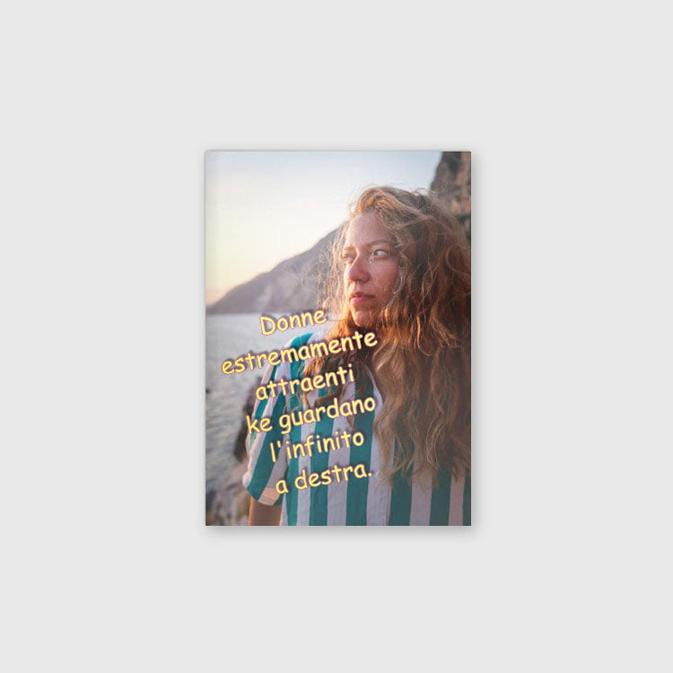 Donne estremamente attraenti ke guardano l'infinito a destra