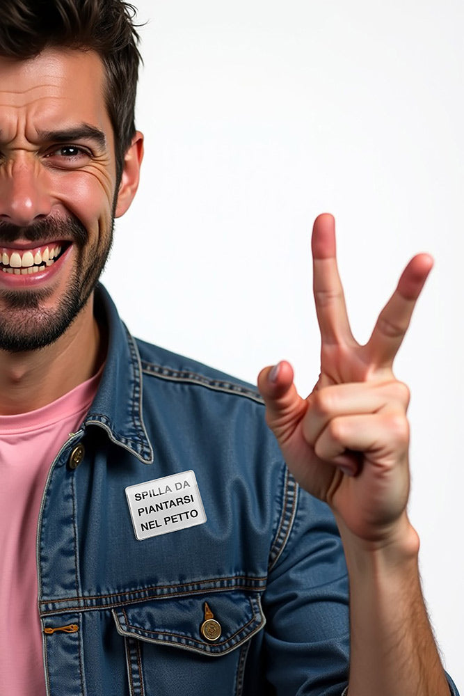 SPILLA DA PIANTARSI NEL PETTO